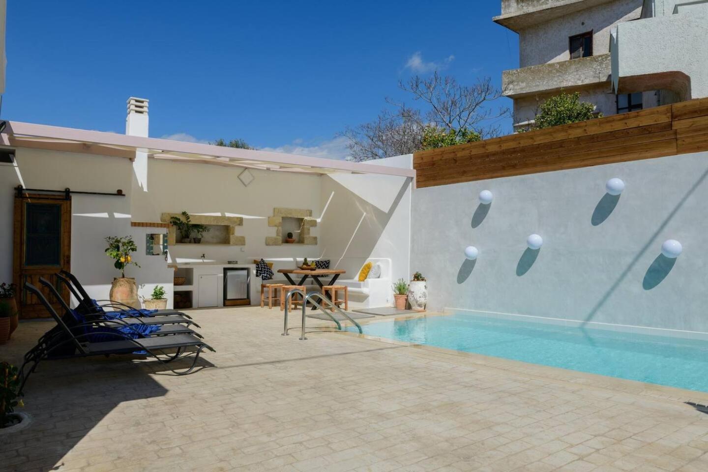 Chrisanthi Elegant Villa Pitsidia Exterior foto