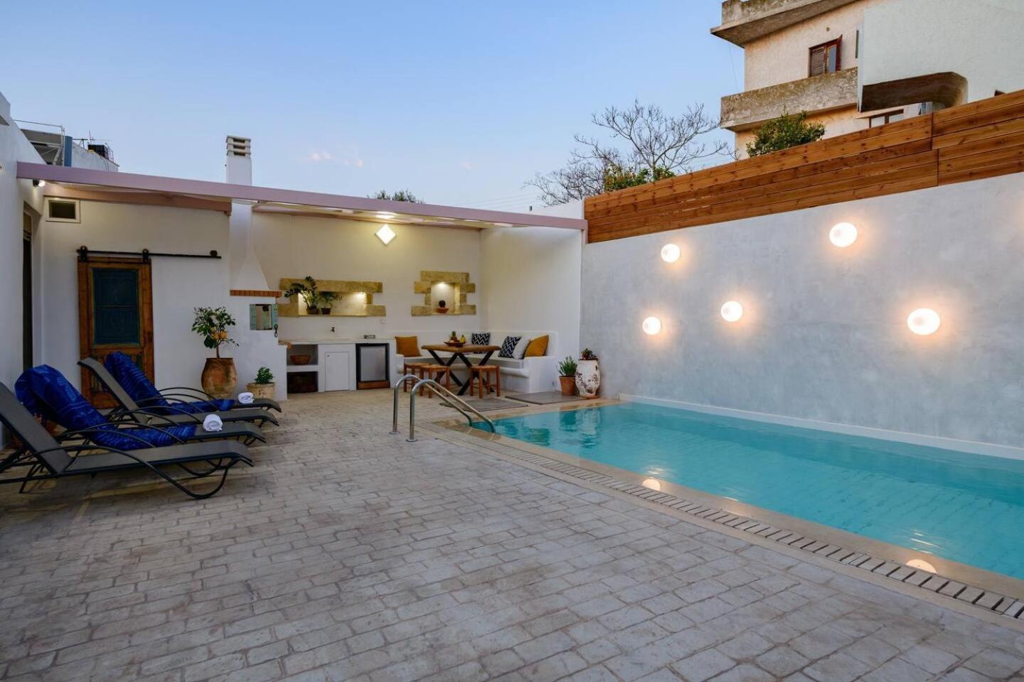 Chrisanthi Elegant Villa Pitsidia Exterior foto
